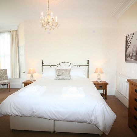Lincoln House Bed & Breakfast Bridlington Bagian luar foto