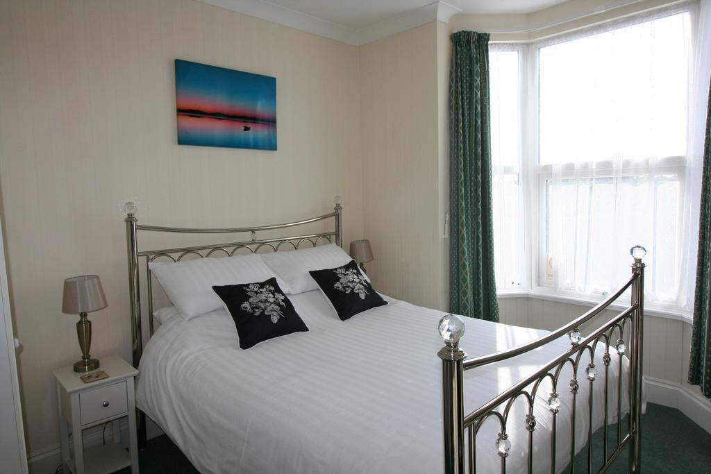 Lincoln House Bed & Breakfast Bridlington Bagian luar foto