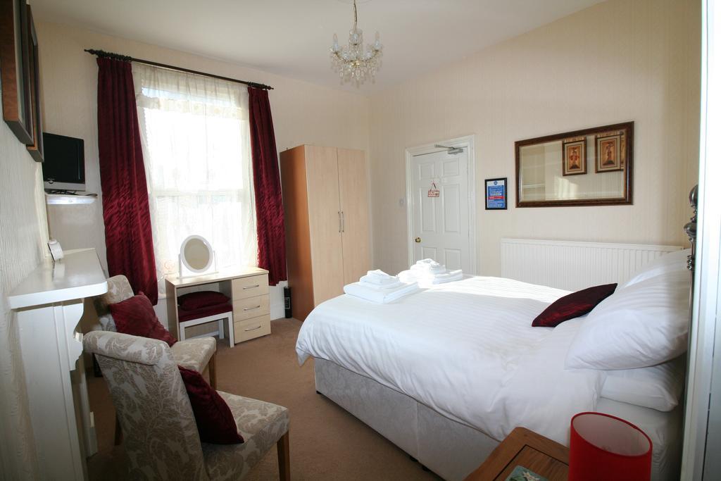 Lincoln House Bed & Breakfast Bridlington Bagian luar foto